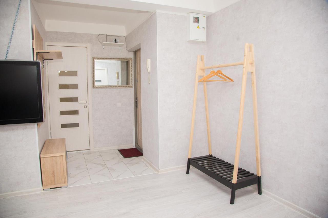 2 Rooms Luxury Apartment On Shkilna 34 Street Zaporizhia Eksteriør billede